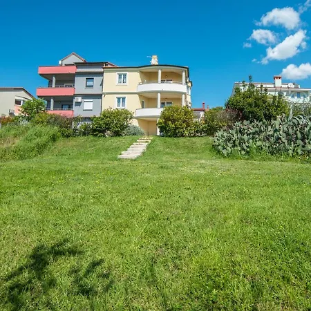 Lägenhet Lucija Pula