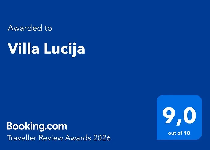 Lucija Διαμέρισμα *